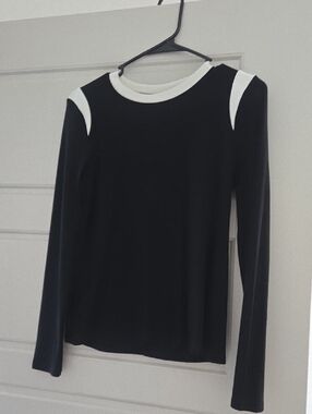 Commense Black Long-Sleeve Tee with White Shoulder and Neck Trim